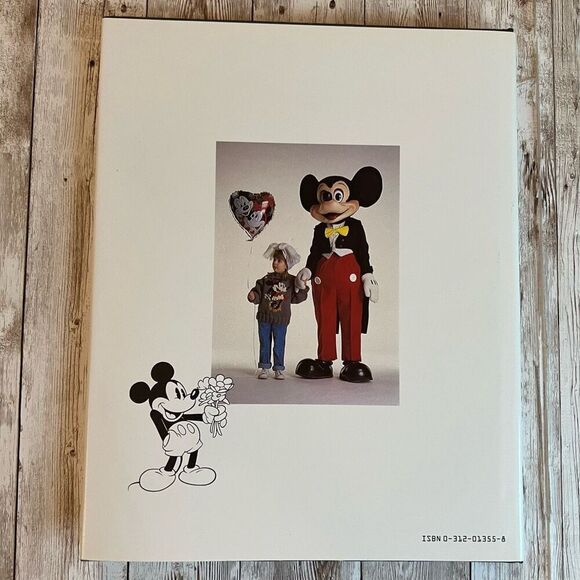 The Disney Book of Knitting 1987 1st Ed. Melinda Coss Debby Robinson Hardcover - Picture 2 of 16
